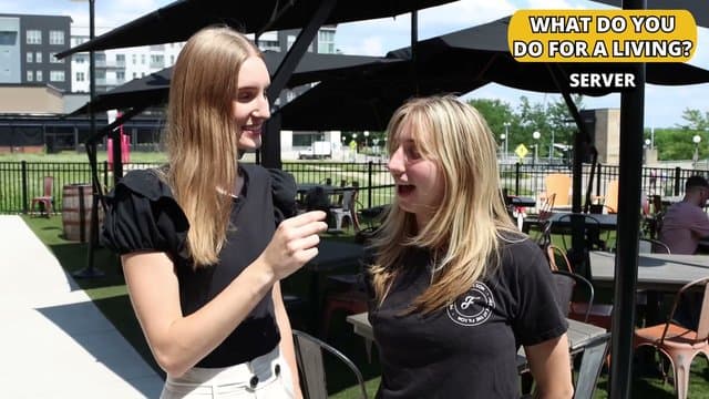 服务员职场访谈录